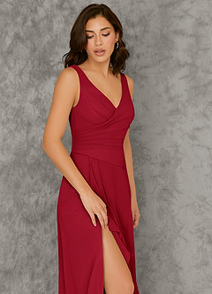 Azazie Kori Robes de demoiselle d'honneur Robe Trapèze en Mousseline de soie Plissée Écarlate image4