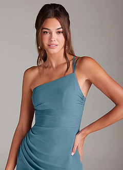 Azazie Eren Vestidos de damas de honor Vestido de Bermudas de Gasa de Corte Recto con Hombro unilateral image6