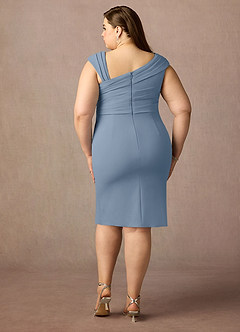 Azazie Cecily Mère de la mariée Robes Robe Fourreau en Crêpe Élastique Bleu Poussiéreux image7