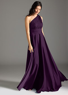 Azazie Charlize Robes de demoiselle d'honneur Robe Trapèze en Satin extensible Ue épaule Grain De Raisin image3
