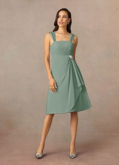 Azazie Olivia Mère de la mariée Robes Robe Trapèze en Mousseline de soie Encolure carrée plissée Sauge D'argent image3