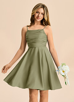 Azazie Miko Junior Vestido de Pistacho de Satén Elástico de Corte en A con Plisado image1