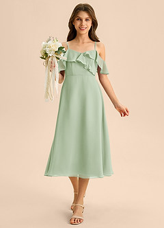 Azazie Kamilla Junior Robe Trapèze en Mousseline de soie Épaule décolletée Vert Sauge image4