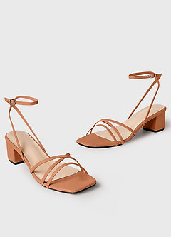 front Sandálias de salto bloco com tiras cruzadas