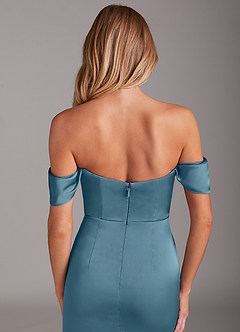 Azazie Saige Abiti da Damigella Abito Sirena in Raso Elasticizzato a Spalla Scoperta Bermuda image7