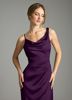 Azazie Samara Robes de demoiselle d'honneur Robe Sirène en Satin extensible Plissée Grain De Raisin image5
