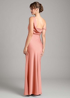 Azazie Madelyn Robes de demoiselle d'honneur Robe Sirène Convertible en Satin extensible Une épaule Corail image2