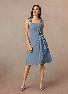 Azazie Olivia Mère de la mariée Robes Robe Trapèze en Mousseline de soie Encolure carrée plissée Violet Crépusculaire image3