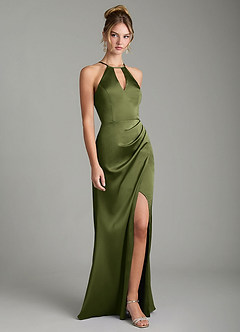 Azazie Aidyn Robes de demoiselle d'honneur Robe Fourreau en Satin extensible Plissée Olive image3