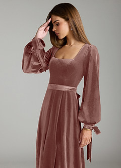 Azazie Leonia Robes de demoiselle d'honneur Robe Trapèze en velours Manche longue Rustikale Rose image6