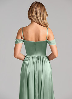 Azazie Raisa Robes de demoiselle d'honneur Robe Trapèze en Satin extensible Épaule décolletée Agave image2