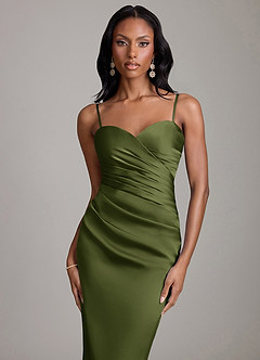 Azazie Sonora Vestidos de damas de honor Vestido de Oliva de Satén Elástico de Corte Recto con Sin tirantes image3