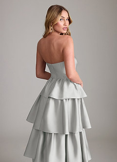 Azazie Faye Vestidos de damas de honor Vestido de Plata de Satén Elástico de Corte en A con Volante image6