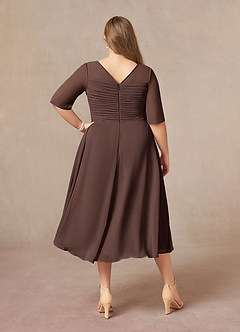 Azazie Naomi Mère de la mariée Robes Robe Trapèze en Mousseline de soie Col bateau plissé Ganache image11