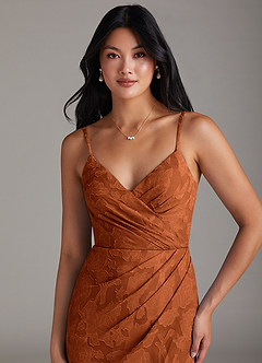 Azazie Maci Robes de demoiselle d'honneur Robe Fourreau en Blumen-Burnout Plissée Orange Brûlée image5