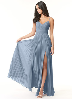 Azazie Vini Robes de demoiselle d'honneur Robe Trapèze en Mousseline de soie Col V plissé Bleu Poussiéreux image1