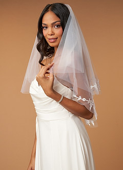 front Rose Lace Elbow Length Veil With Blusher