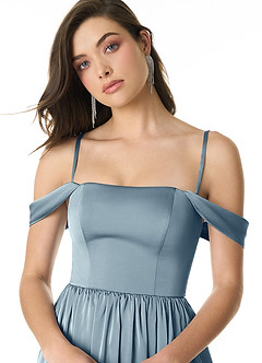 Azazie Morana Jurken voor bruidsmeisjes Converteerbaar Jurk van Stretch Satijn met A-Lijn Off the Shoulder Stoffig Blauw image6