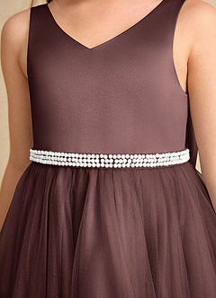 Azazie Firefly Blumenmädchenkleider A-Linie Schleifen Matte Satin Kleid Espresso image6