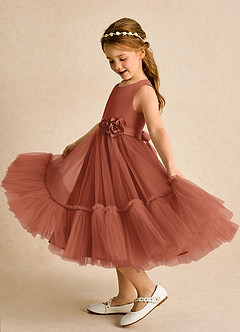 Azazie Miracle Blumenmädchenkleider A-Linie Schleifen Matte Satin Kleid Rotbraun image1