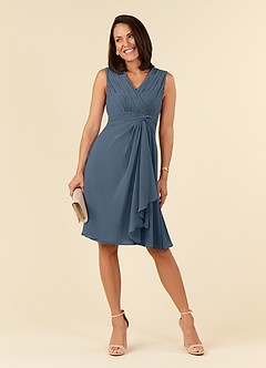 Azazie Theron Abiti per la Madre della Sposa Abito A-Line in Chiffon con Scollo a V a Pieghe Blu Nettuno image1