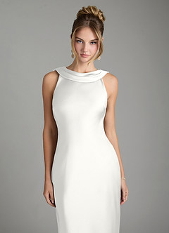 Azazie Aussie Robes de demoiselle d'honneur Robe Fourreau en Satin extensible Plissée Blanc image3