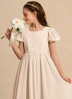 Azazie Lilia Girls Formal Blumenmädchenkleider A-Linie mit ärmel Chiffon Kleid Alabaster Weiß image5