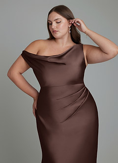 Azazie Emerson Jurken voor bruidsmeisjes Jurk van Stretch Satijn met Zeemeermin Off-shoulder Ganache image5