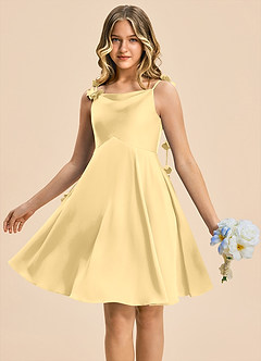 Azazie Priya Junior Vestido Butter de Satén Elástico de Corte en A image5