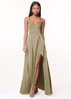 Azazie Maksim Robes de demoiselle d'honneur Robe Trapèze en Satin extensible Col en V Vert Mousse image1