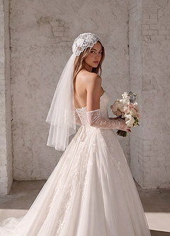 front Juliet-Schleier aus floraler Spitze