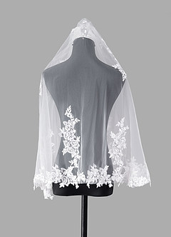 front Diamond and Lace Waist Veil