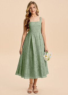 Azazie Amalie Junior Vestido de Salvia Polvorienta de Devorado Floral de Corte en A con Volante image4