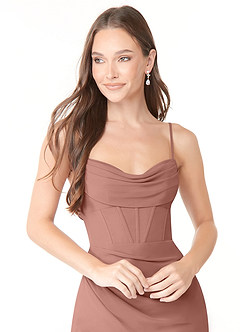 Azazie Mai Robes de demoiselle d'honneur Robe Fourreau en Mousseline de soie Plissée Rose De Cèdre image5