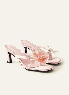 front Romantic 3D Orchid Kitten Heel Thong Mules