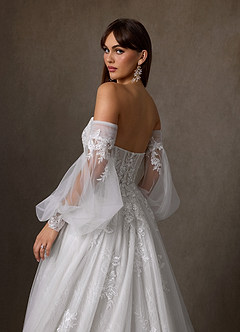 Azazie Elowyn 웨딩드레스 볼가운 스트랩리스 레이스 코트 트레인 드레스 image4