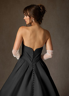 Azazie Adelise Vestidos de novia Vestido Negro de Satén de Corte Princesa con Palabra de honor image6
