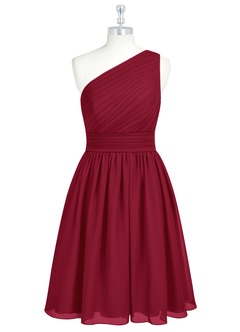 Azazie Katrina Robes de demoiselle d'honneur Robe Trapèze en Mousseline de soie Ue épaule Bourgogne image6