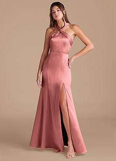 Azazie Rue Robes de demoiselle d'honneur Robe Fourreau en Satiné métallisé Plissée Rosette image3