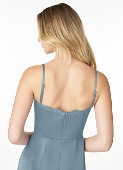 Azazie Hana Vente Finale Robe Gaine en Satin extensible Tout droit Agave image5