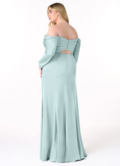 Azazie Hallie Jurken voor bruidsmeisjes Converteerbaar Jurk van Stretch Satijn met Kolom Off-the-shoulder lange mouw Zeeglas image15