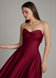 Azazie Meleena Brautjungfernkleider Eine Linie Schulterfrei Stretch-Satin Kleid Burgunderrot image4