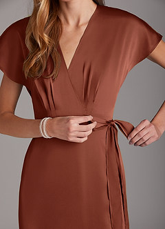 Azazie Nico Brautjungfernkleider A-Linie V-Hals Stretch-Satin Kleid Lehm image7