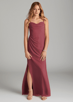 Azazie Mai Junior Vestido de Merlot de Gasa de Recto con Plisado image1