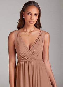 Azazie Tanicia Robes de demoiselle d'honneur Robe Trapèze en Mousseline de soie Plissée Bronze image5