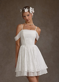 Azazie Rosemary Vestidos de novia Vestido Diamante Blanco de Devoré floral de Línea A con Hombros descubiertos image7