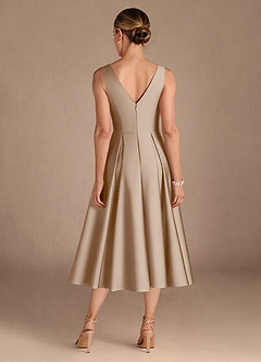 Azazie Fulton Mère de la mariée Robes Robe Trapèze en Satin extensible Plissée Taupe image3