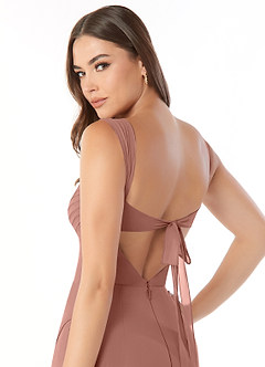 Azazie Audre Robes de demoiselle d'honneur Robe Sirène en Mousseline de soie Plissée Rose De Cèdre image6