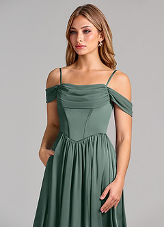 Azazie Raisa Robes de demoiselle d'honneur Robe Trapèze en Satin extensible Épaule décolletée Mousse De Mer image7