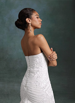 Azazie Ella Wedding Dresses Diamond White Mermaid Sweetheart Neckline Tulle Dress image13